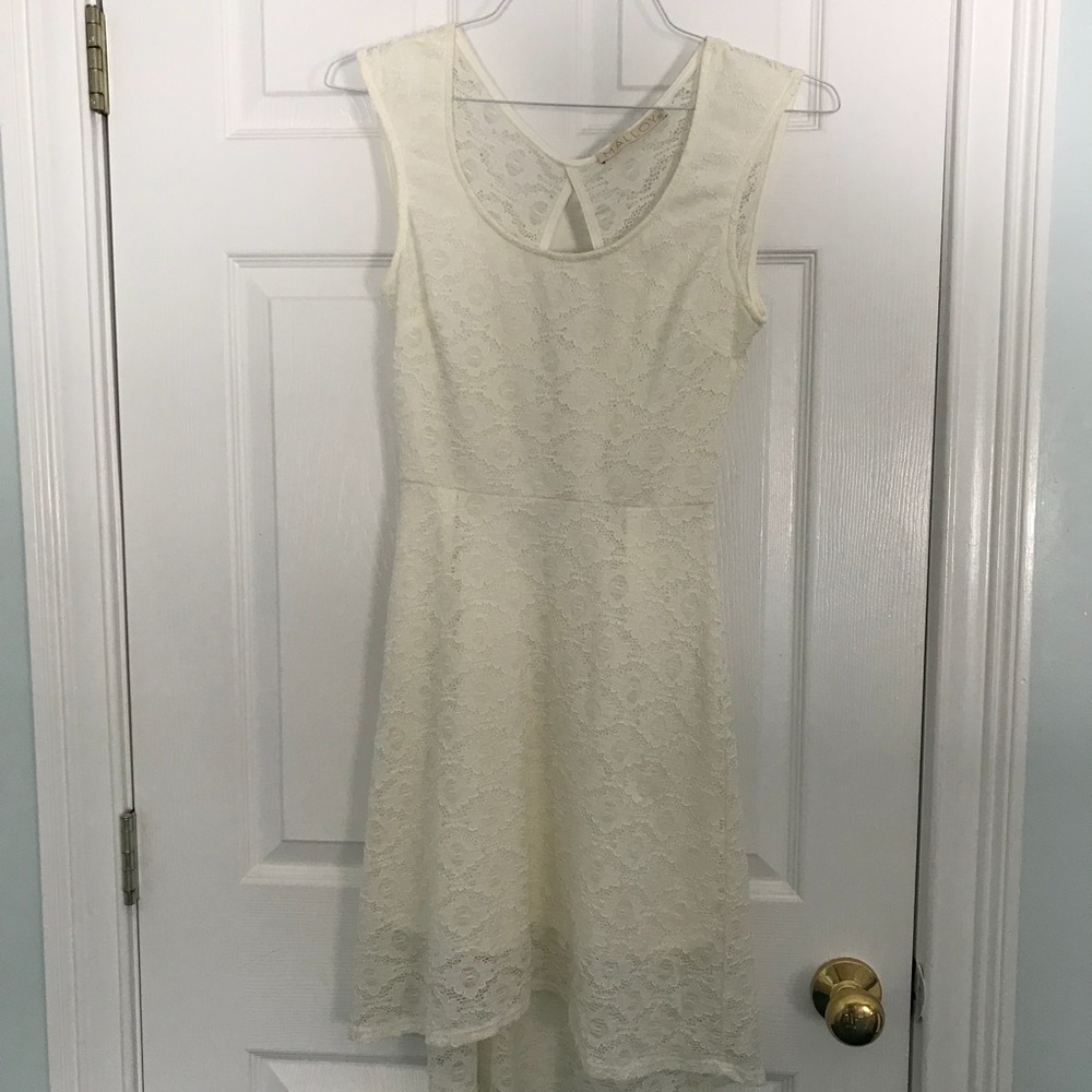 White lace dress